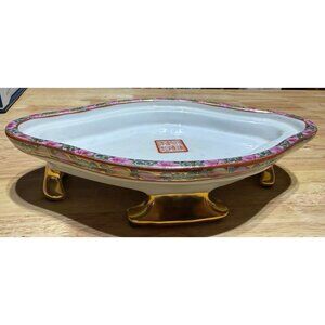 Chinese Famille Rose Porcelain Footed Jardinier Base Exceptional Condition